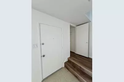43 Omaha Court, Sacramento, CA 95823 - Photo 9