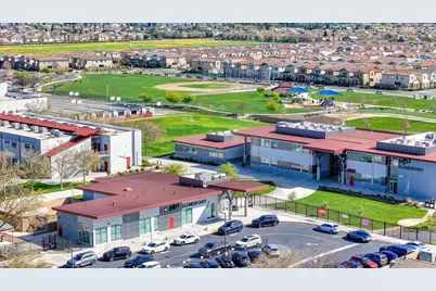 341 Anjou Circle, Sacramento, CA 95835 - Photo 3