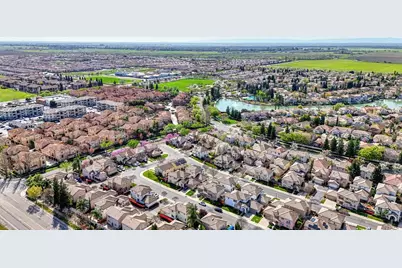 341 Anjou Circle, Sacramento, CA 95835 - Photo 43