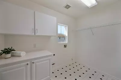 341 Anjou Circle, Sacramento, CA 95835 - Photo 29