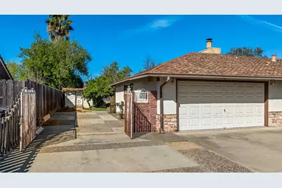 1001 Zinfandel Place, Modesto, CA 95351 - Photo 55