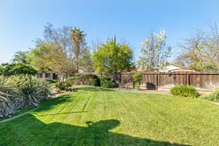 1001 Zinfandel Pl, Modesto, CA 95351 - Photo 45