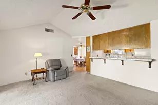 1001 Zinfandel Pl, Modesto, CA 95351 - Photo 21