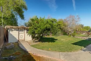 1001 Zinfandel Pl, Modesto, CA 95351 - Photo 51