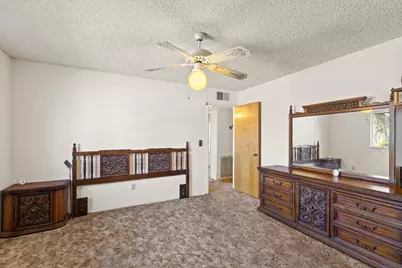 1001 Zinfandel Place, Modesto, CA 95351 - Photo 35