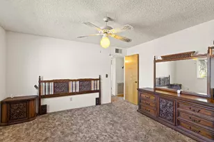 1001 Zinfandel Pl, Modesto, CA 95351 - Photo 35