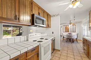 1001 Zinfandel Pl, Modesto, CA 95351 - Photo 17