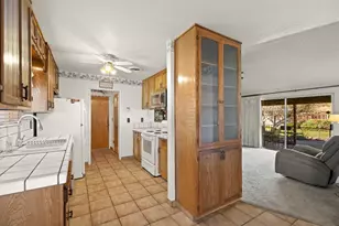 1001 Zinfandel Pl, Modesto, CA 95351 - Photo 13