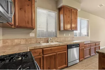 5621 Seedling Way, Marysville, CA 95901 - Photo 5