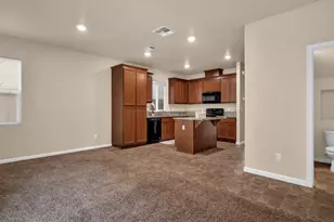 771 Ashwick Loop, Sacramento, CA 95823 - Photo 17