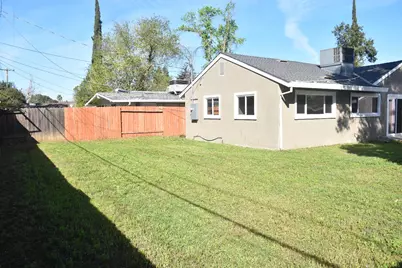 8948 Rosewood Drive, Sacramento, CA 95826 - Photo 23