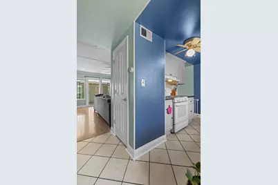 5690 Hillsdale Boulevard, Sacramento, CA 95842 - Photo 3