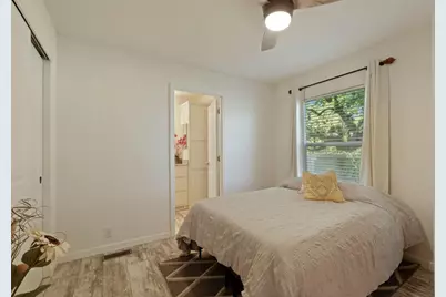 N Lower Sacramento Road #22, Woodbridge, CA 95258 - Photo 9