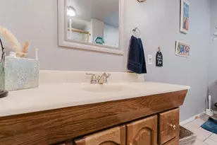 2323 Shropshire Dr, Stockton, CA 95209 - Photo 23