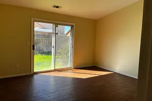 1860 Vassar Ct, Los Banos, CA 93635 - Photo 5