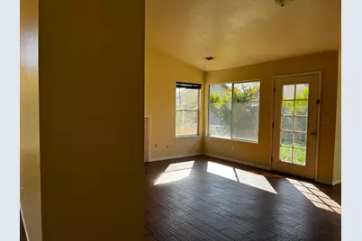 1860 Vassar Court, Los Banos, CA 93635 - Photo 11