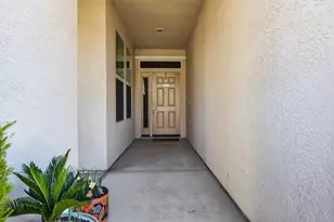10340 Pebble Run Ln, Stockton, CA 95209 - Photo 5