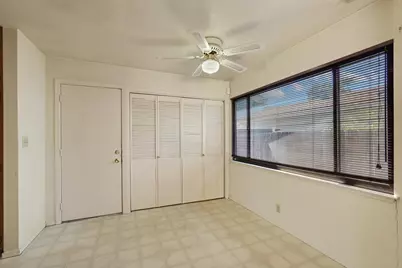 325 Lancaster Drive, Stockton, CA 95207 - Photo 7