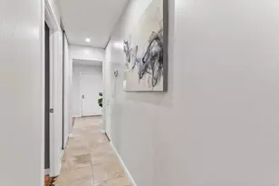 6935 Woodside Dr, Sacramento, CA 95842 - Photo 35