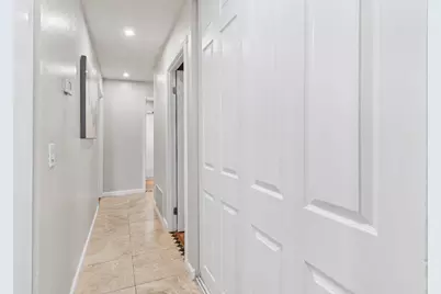 6935 Woodside Drive, Sacramento, CA 95842 - Photo 21