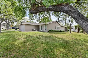 6935 Woodside Dr, Sacramento, CA 95842 - Photo 43