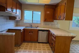 4676 Boyce Dr, Sacramento, CA 95823 - Photo 15