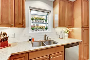 2040 Kellogg Way, Rancho Cordova, CA 95670 - Photo 5