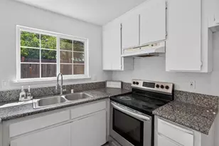 8425 Stevenson Ave, Sacramento, CA 95828 - Photo 15