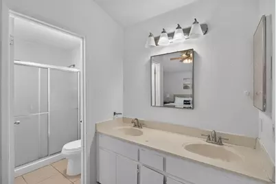 8425 Stevenson Avenue, Sacramento, CA 95828 - Photo 31