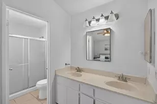 8425 Stevenson Ave, Sacramento, CA 95828 - Photo 31