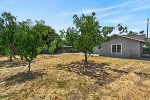 8425 Stevenson Ave, Sacramento, CA 95828 - Photo 39