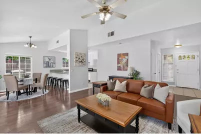 8425 Stevenson Avenue, Sacramento, CA 95828 - Photo 11