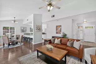 8425 Stevenson Ave, Sacramento, CA 95828 - Photo 11