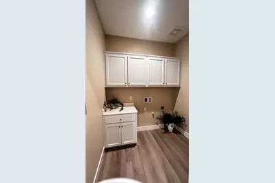 1034 Meadowlands Drive, Oakdale, CA 95361 - Photo 9