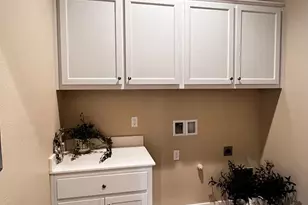 1034 Meadowlands Dr, Oakdale, CA 95361 - Photo 9