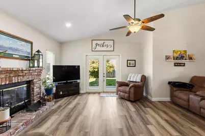 212 SW Country Club Drive, Colusa, CA 95932 - Photo 9