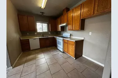 109 Rosemont Avenue, Modesto, CA 95351 - Photo 7