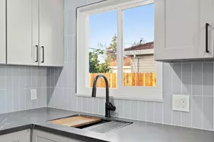 5210 71st St, Sacramento, CA 95820 - Photo 11