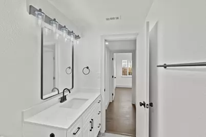 5210 71st Street, Sacramento, CA 95820 - Photo 17