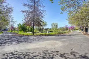 1900 Danbrook Dr, Sacramento, CA 95835 - Photo 57