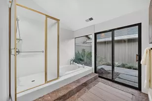 11474 Round House Ct, Gold River, CA 95670 - Photo 37