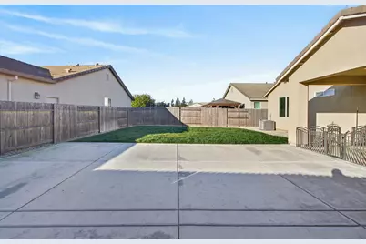 1720 Bedrock Court, Plumas Lake, CA 95961 - Photo 41