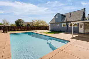 8845 Kelsey Dr, Elk Grove, CA 95624 - Photo 45