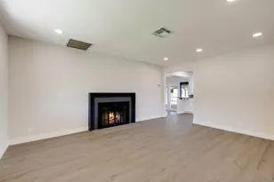 8845 Kelsey Dr, Elk Grove, CA 95624 - Photo 7