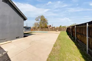 8845 Kelsey Dr, Elk Grove, CA 95624 - Photo 51