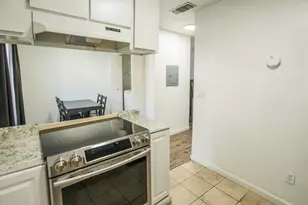 9141 Newhall Dr, Sacramento, CA 95826 - Photo 41