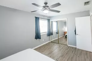 9141 Newhall Dr, Sacramento, CA 95826 - Photo 21