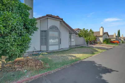 1227 Windsor Court, Turlock, CA 95380 - Photo 3