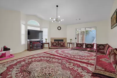 1227 Windsor Court, Turlock, CA 95380 - Photo 7