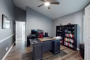 1805 Whispering Oaks Dr, Yuba City, CA 95991 - Photo 15